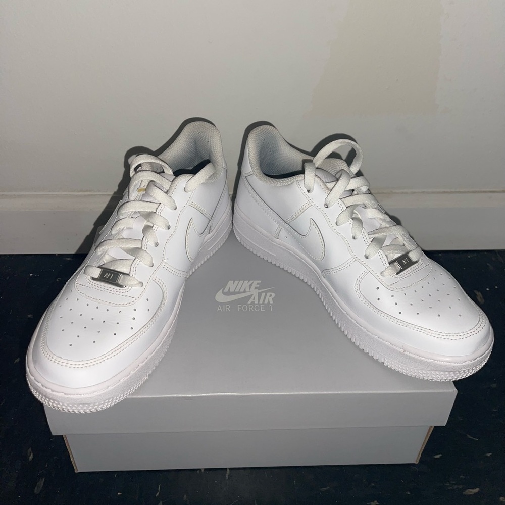 Nike Air Force 1 Low White Leather Shoes